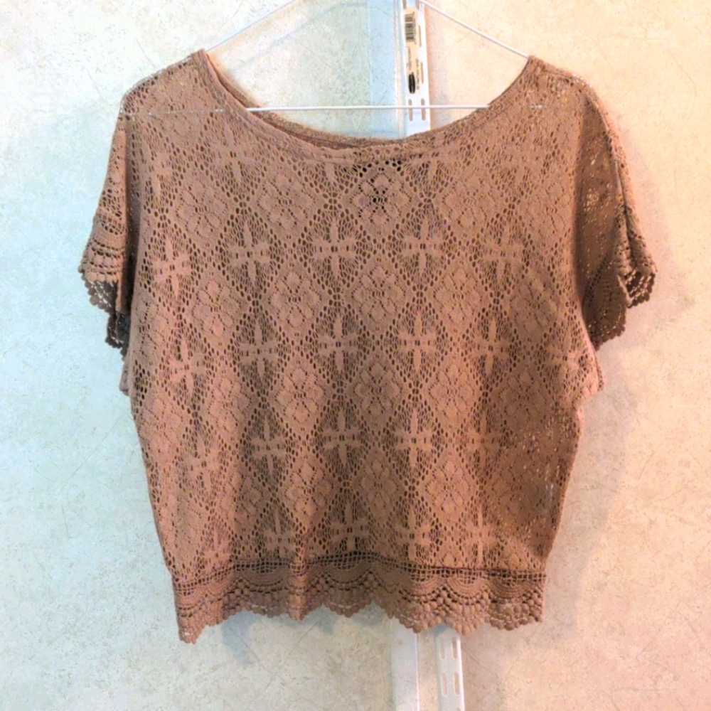 Crop Lace Top